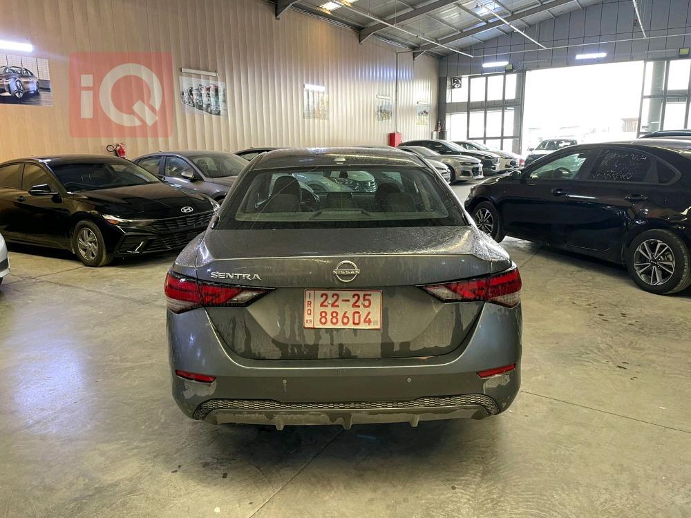 نيسان سنترا